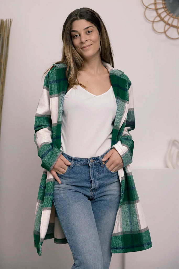 8d3dba27dbf448f5bf6a16e93b266466-Max